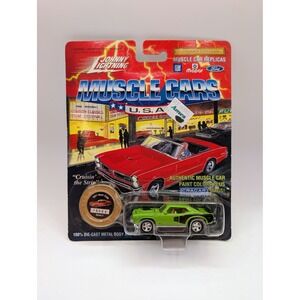 Johnny Lightning 1971 Hemi Cuda Muscle Cars USA Green 1:64 Diecast Model 202